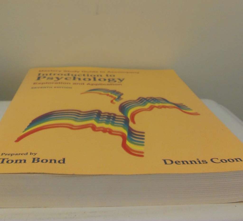 Mastery Study Guide to Accompany Dennis Coon's Introduction to Psychology: Exploration and Application 7th Edition